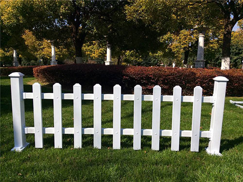 pvc草坪護欄 pvc草坪護欄