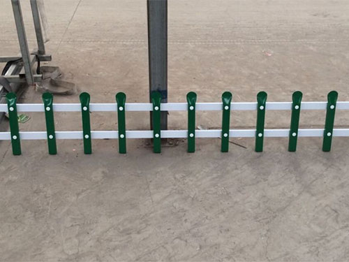 草坪鋅鋼護欄圖片3