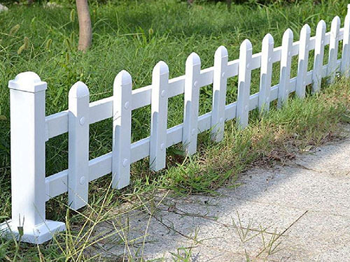 pvc草坪護(hù)欄 pvc草坪護(hù)欄