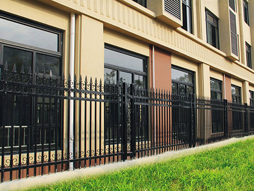 別墅鐵藝柵欄圖片2 別墅鐵藝柵欄圖片2
